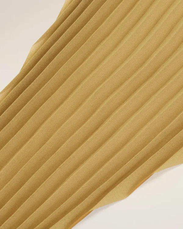 Shop Mustard Pleated Diamond Shaped Scarf Women Scarves & Gloves | Tailoring